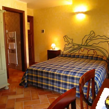 La Dimora Di D'annunzio Couette-café Scanno