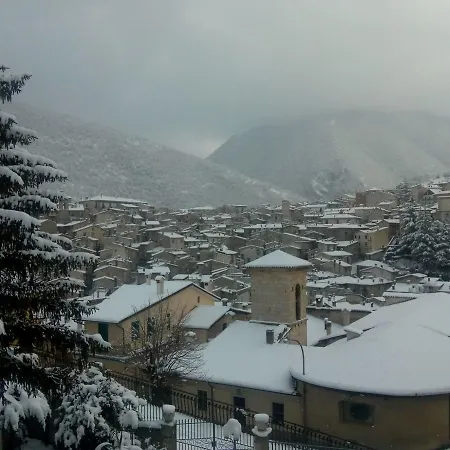 La Dimora Di D'annunzio Bed & Breakfast *