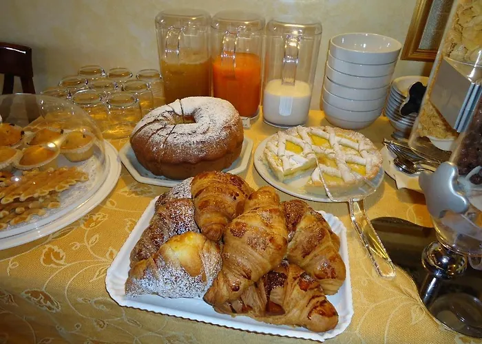 La Dimora Di D'annunzio Bed & Breakfast 3*